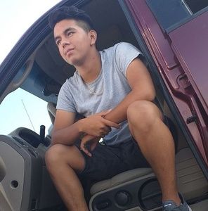 Meet your Posher, Fernando